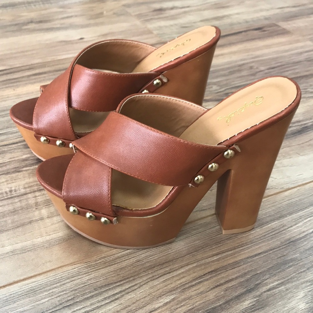 COPY - Platform Block Heels